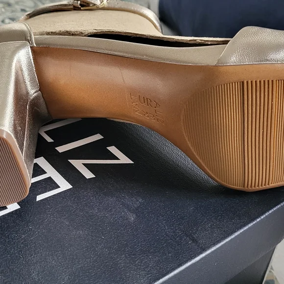 Naturalizer Women's Joy Square Toe Ankle Strap Dress Sandals In LIGHT BRONZE - Picture 12 of 13